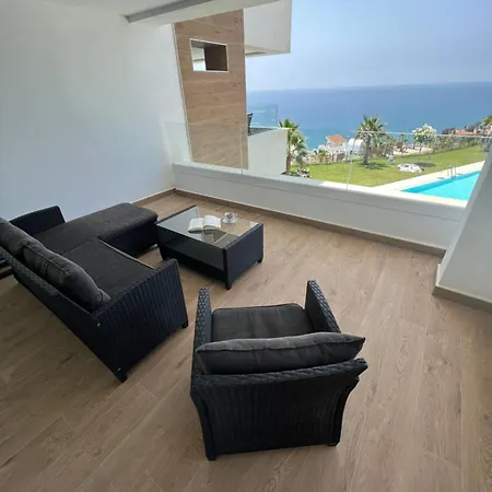 The Sea View Calaceite Apartman *